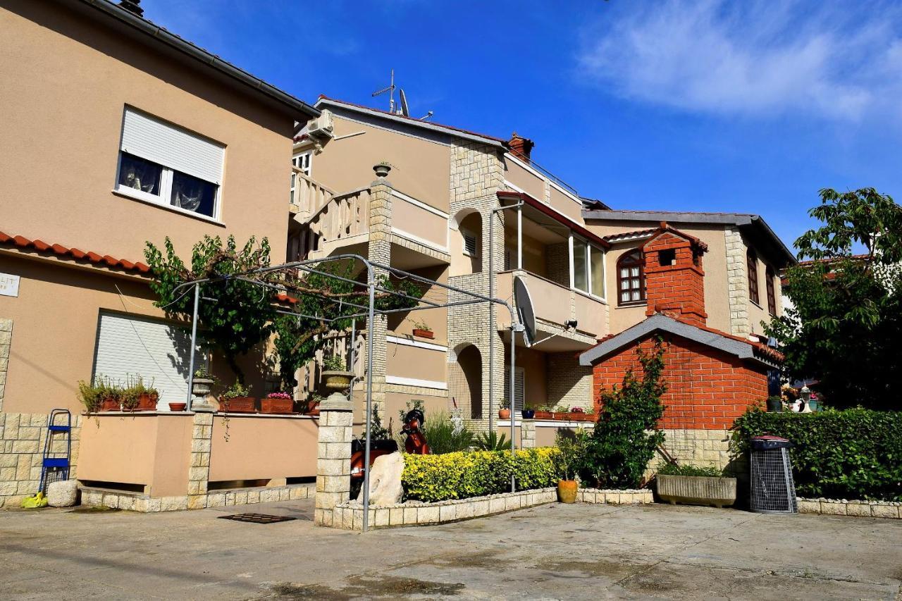 Zoro Apartments Palit Zewnętrze zdjęcie